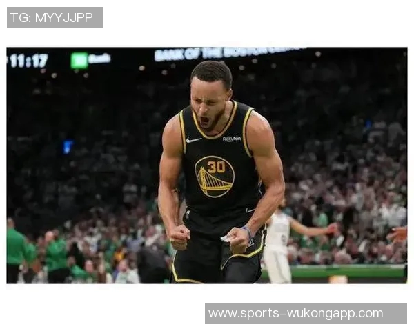 库里分享投篮心得推荐克莱技巧称自己出手虽不标准但有效