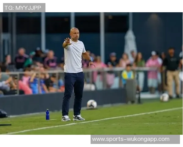 马斯切拉诺盛赞穆勒期待好运降临于明天的比赛